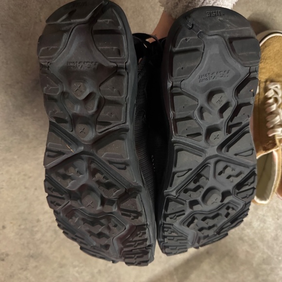 Hoka Hopara - Picture 3 of 6